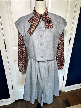 Vtg 80s DW3 David Warren Secretary Dress Set Grey Vest Paisley Blouse Neck Bow